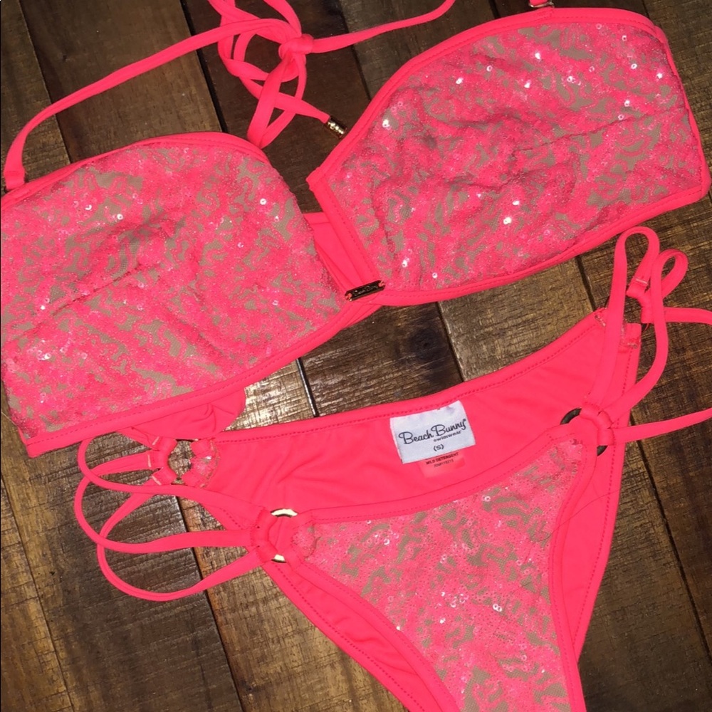 Beach bunny bikini